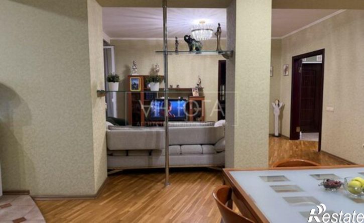 3-комн квартира улица Мира, 355,  д. 355