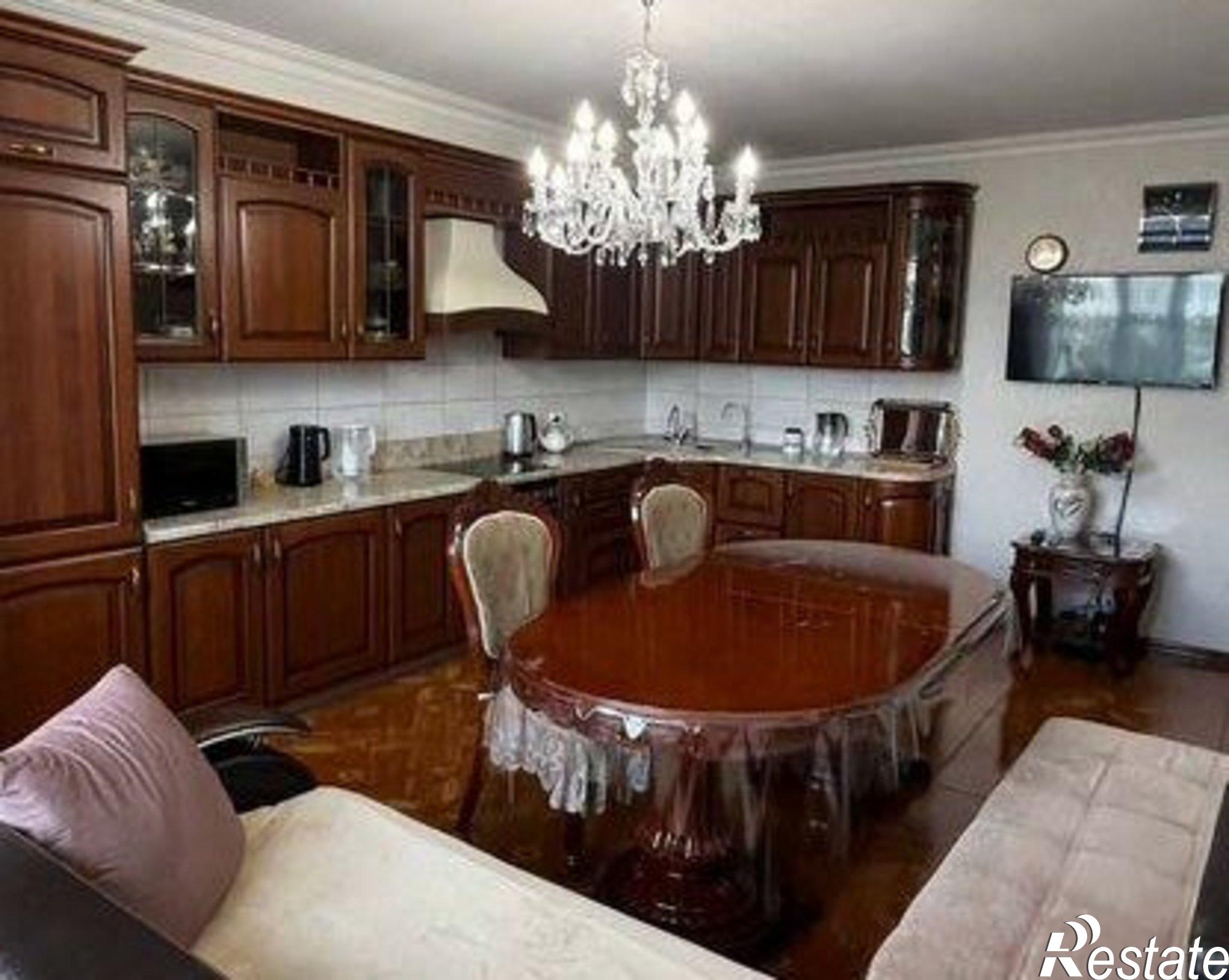 Купить квартиру за 18 000 000 рублей на улица Лермонтова, 212