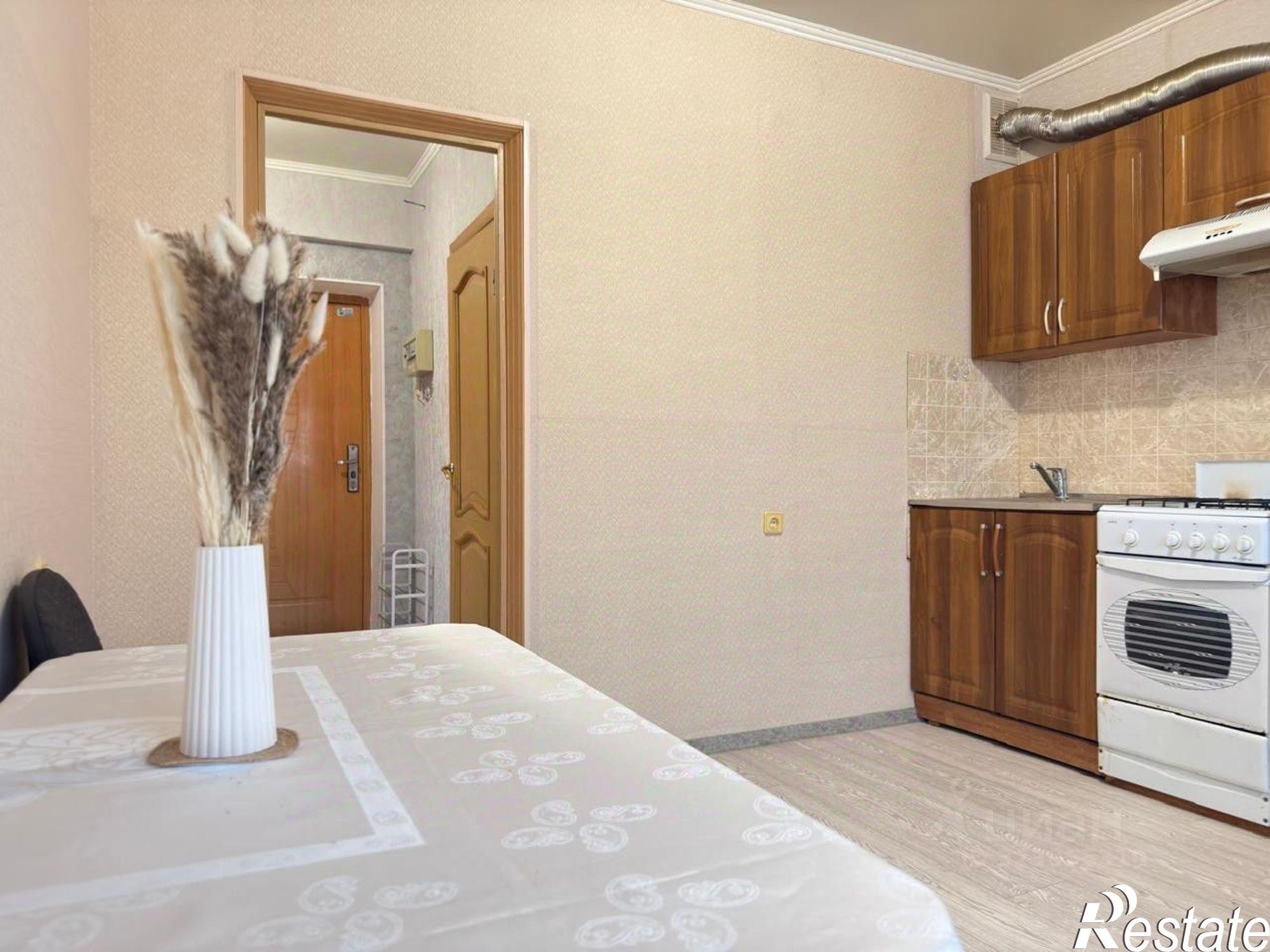 Сдать квартиру за 20 000 рублей на ул 45 Параллель, 73