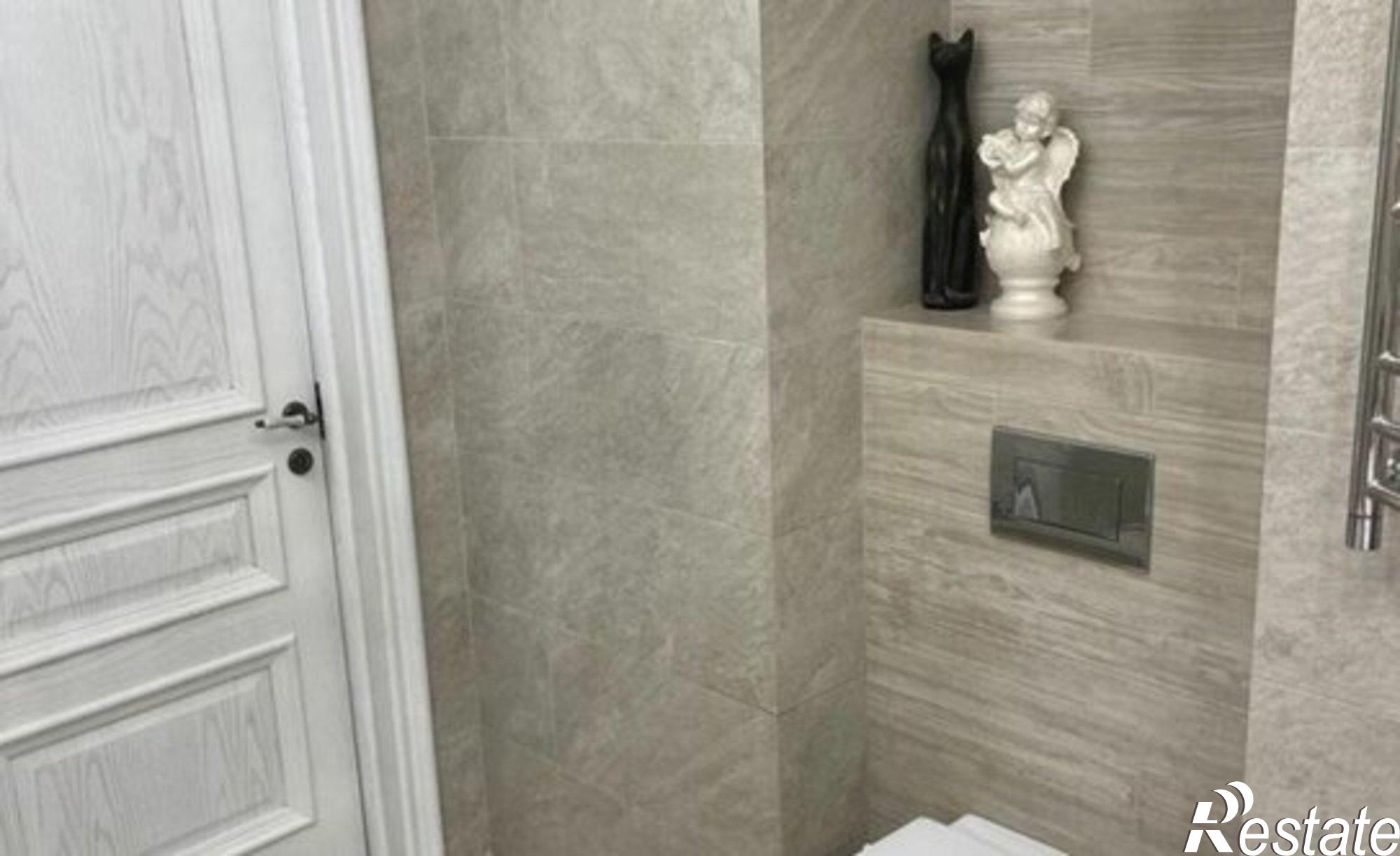 Купить квартиру за 14 900 000 рублей на ул Партизанская, 2