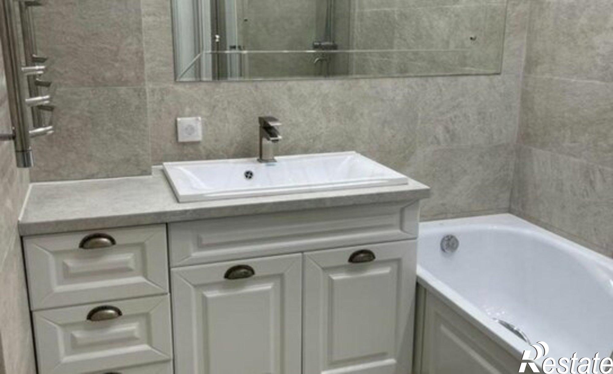 Купить квартиру за 14 900 000 рублей на ул Партизанская, 2