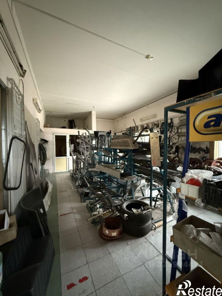 Торговое помещение Заводская улица, 15/6,  д. 15/6