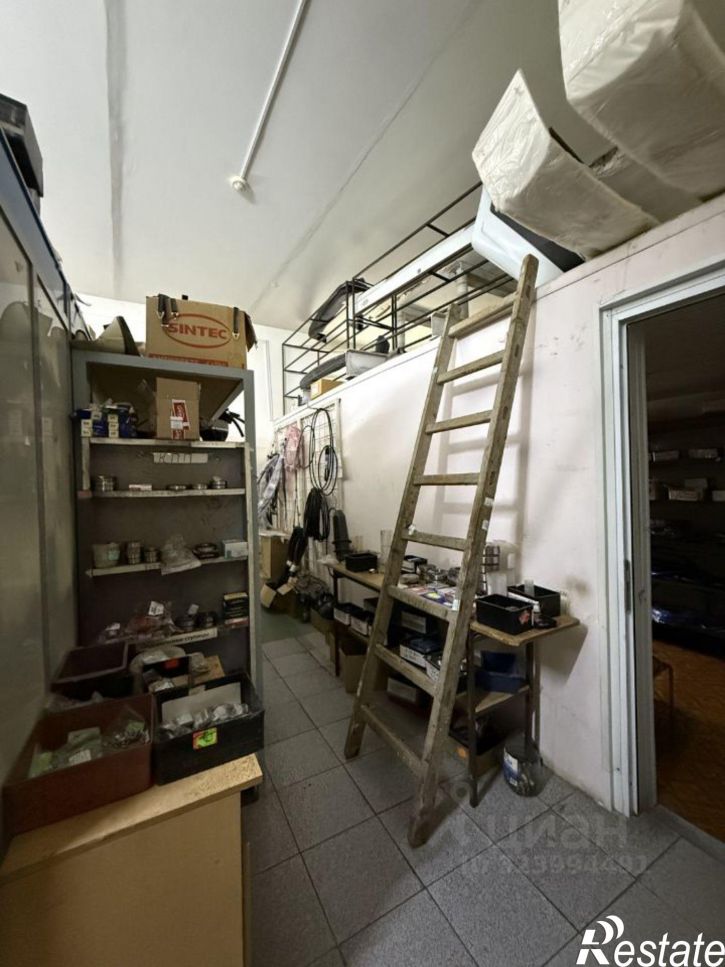 Торговое помещение Заводская улица, 15/6,  д. 15/6