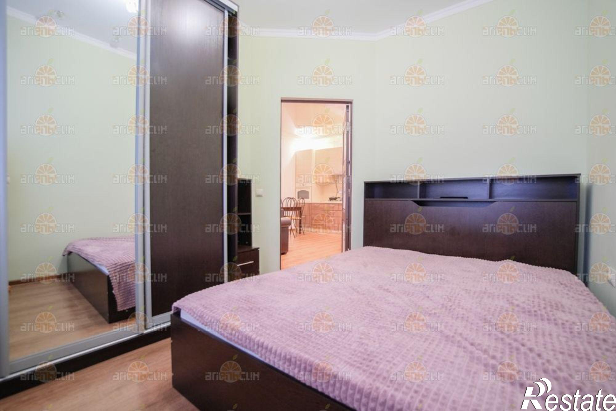 Сдать квартиру за 27 000 рублей на Лопырина, 121