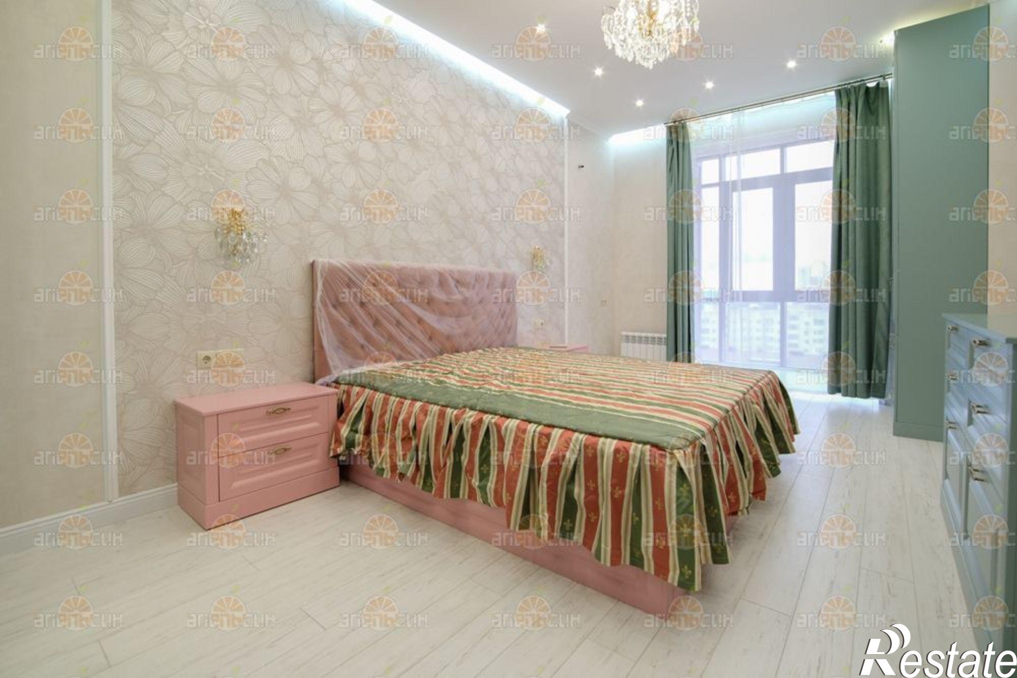 Сдать квартиру за 75 000 рублей на Мира, 248