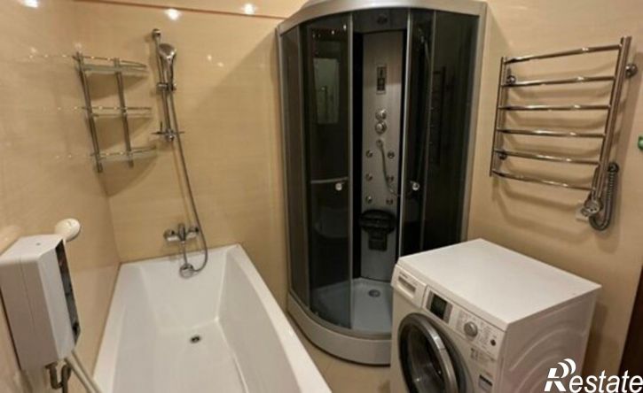 4-комн квартира ул М.Морозова, 38,  д. 38