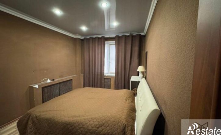 3-комн квартира улица Чехова, 33,  д. 33