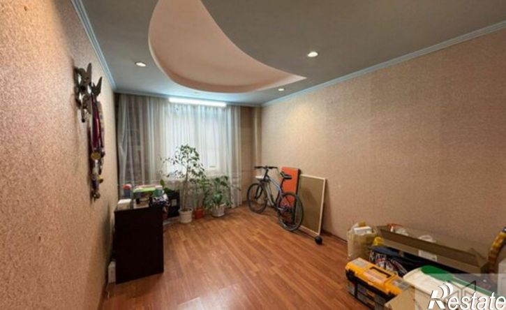 3-комн квартира улица Чехова, 33,  д. 33