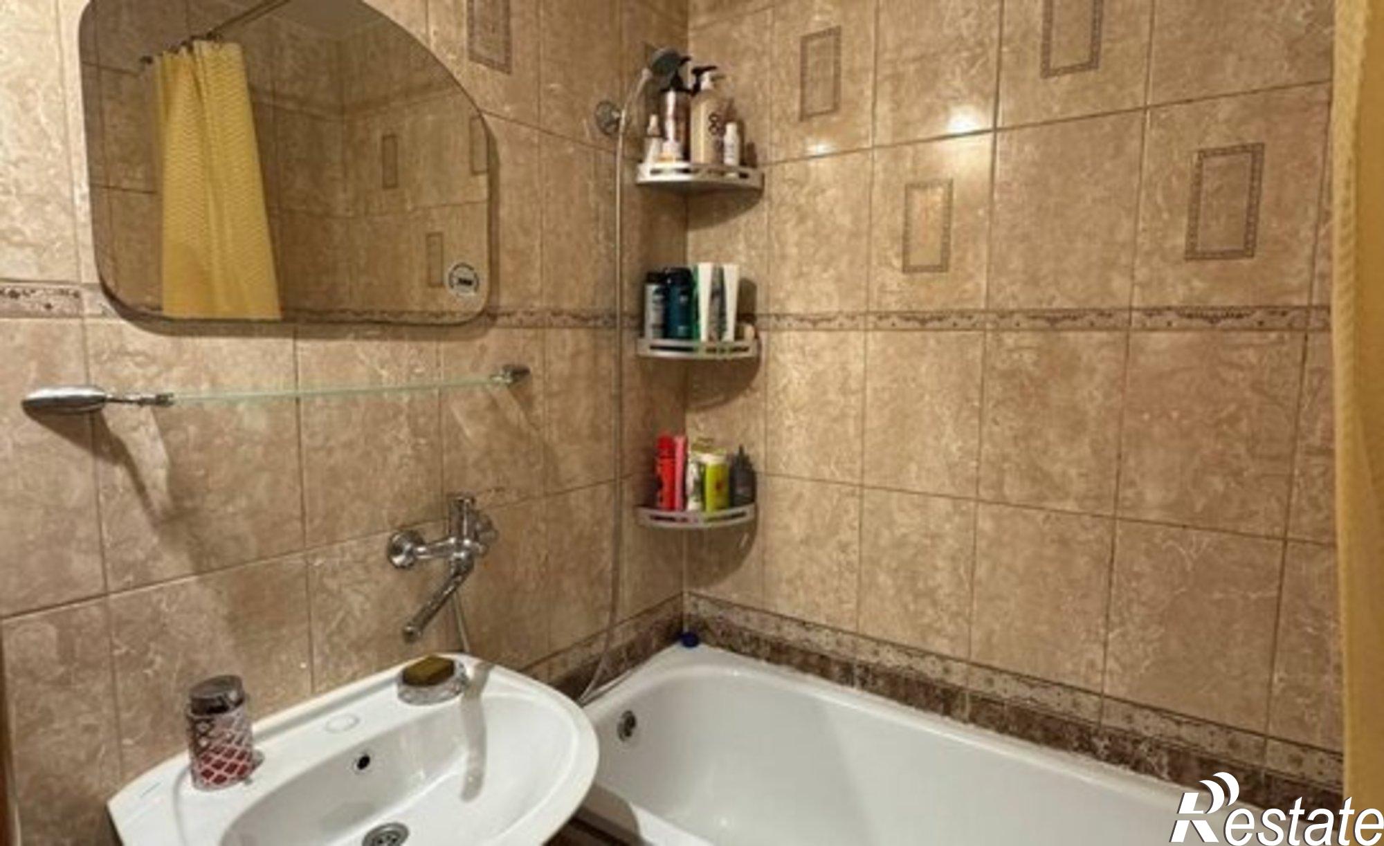 Купить квартиру за 3 250 000 рублей на улица Парижской Коммуны, 54