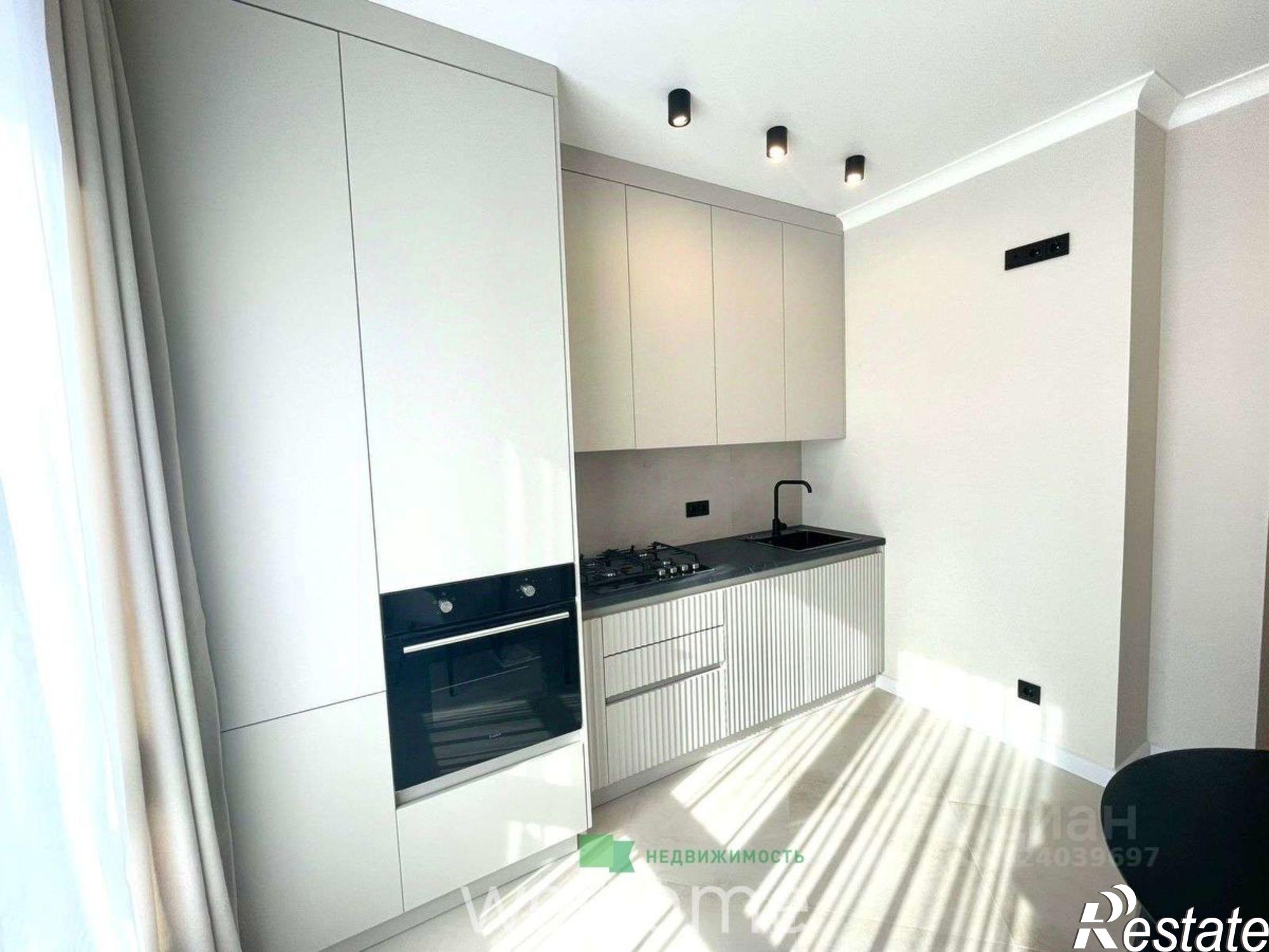 Купить квартиру за 5 570 000 рублей на Российский пр-кт, 17