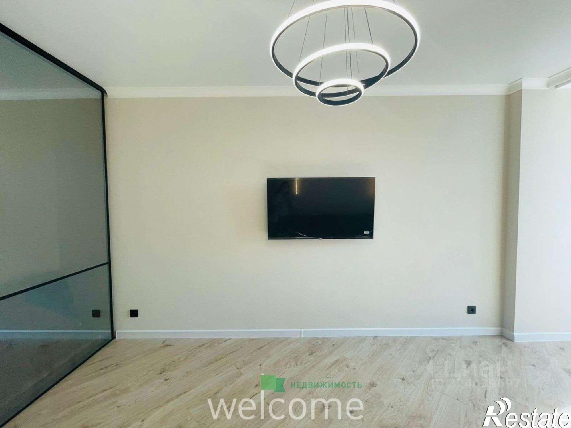 Купить квартиру за 5 570 000 рублей на Российский пр-кт, 17