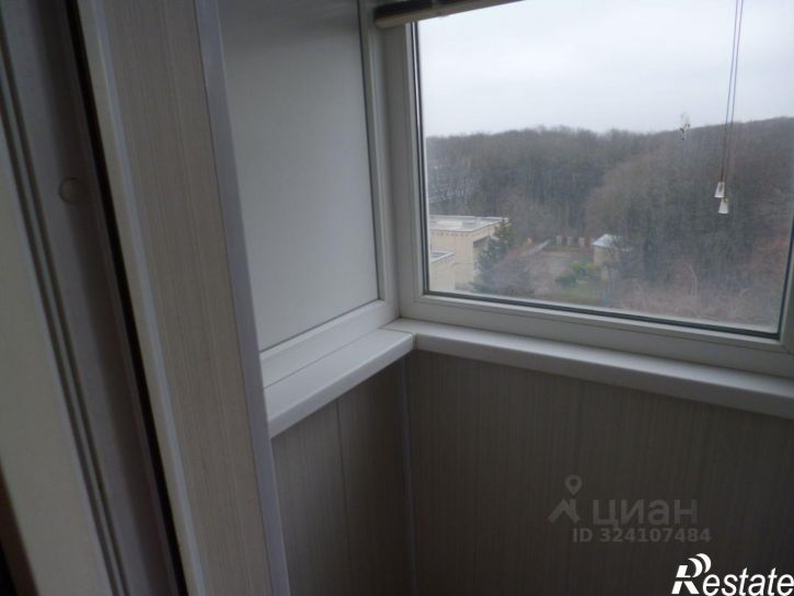 2-комн квартира улица Космонавтов, 12,  д. 12