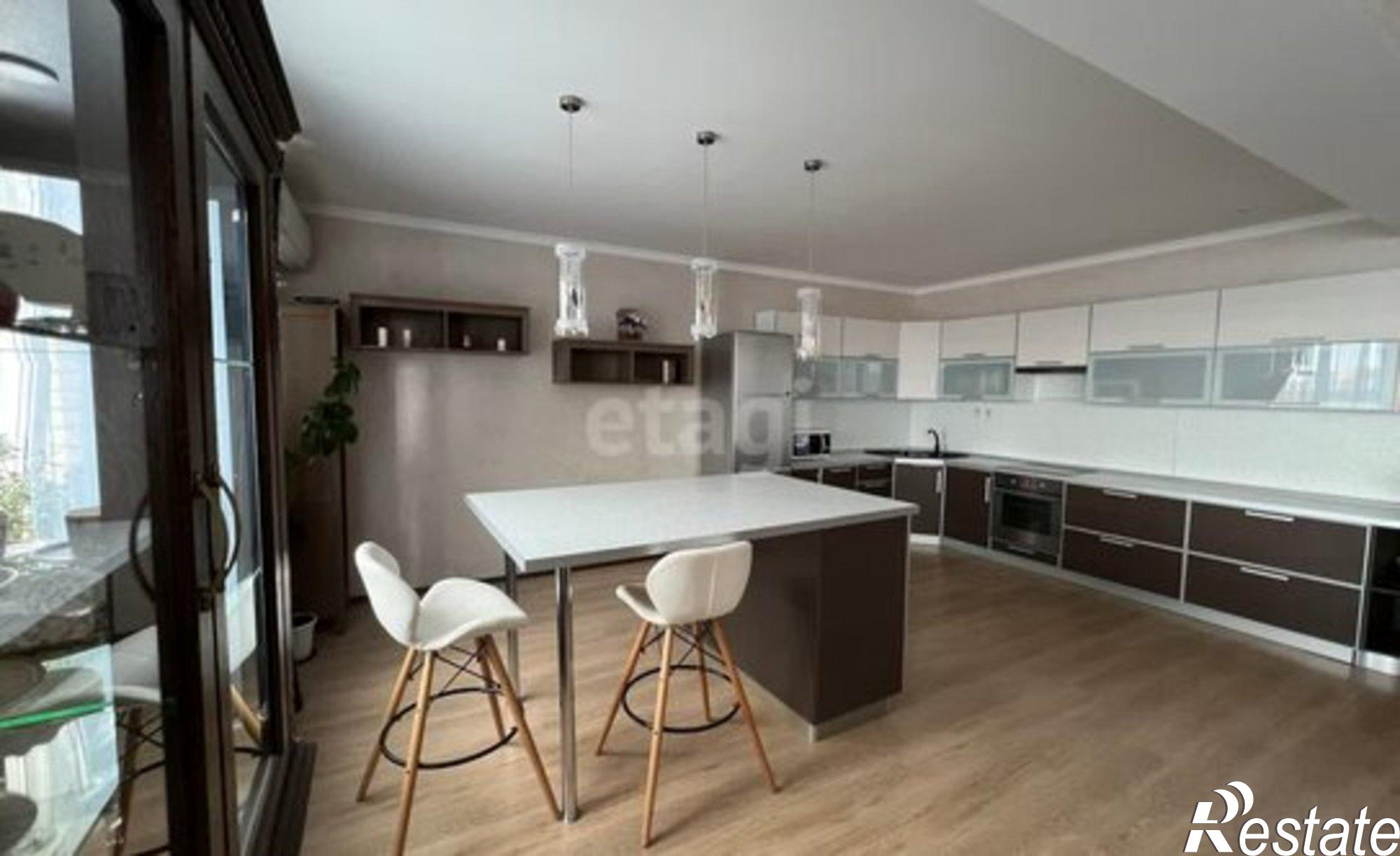 Купить квартиру за 11 800 000 рублей на улица Лермонтова, 212