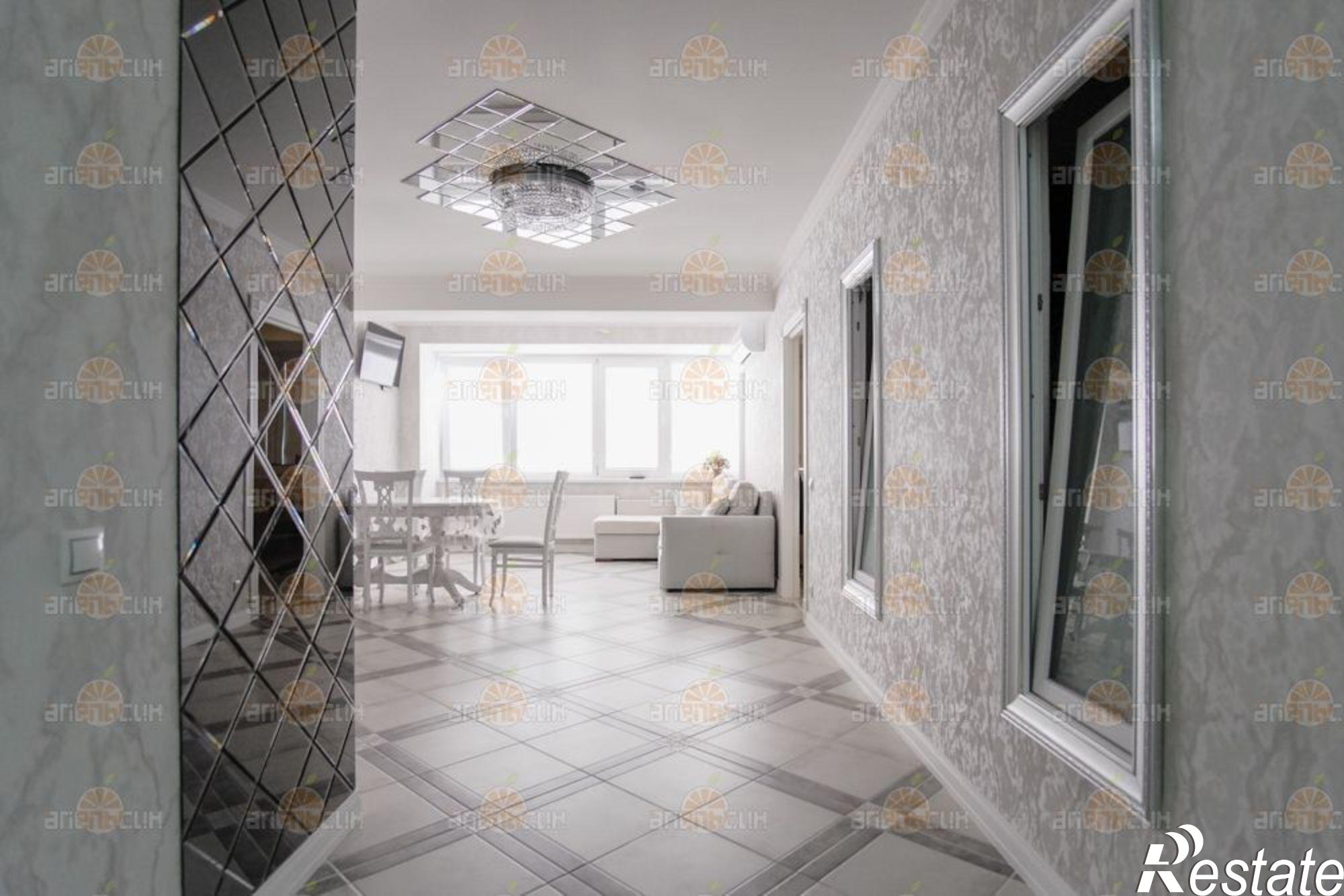 Сдать квартиру за 50 000 рублей на Мира, 285