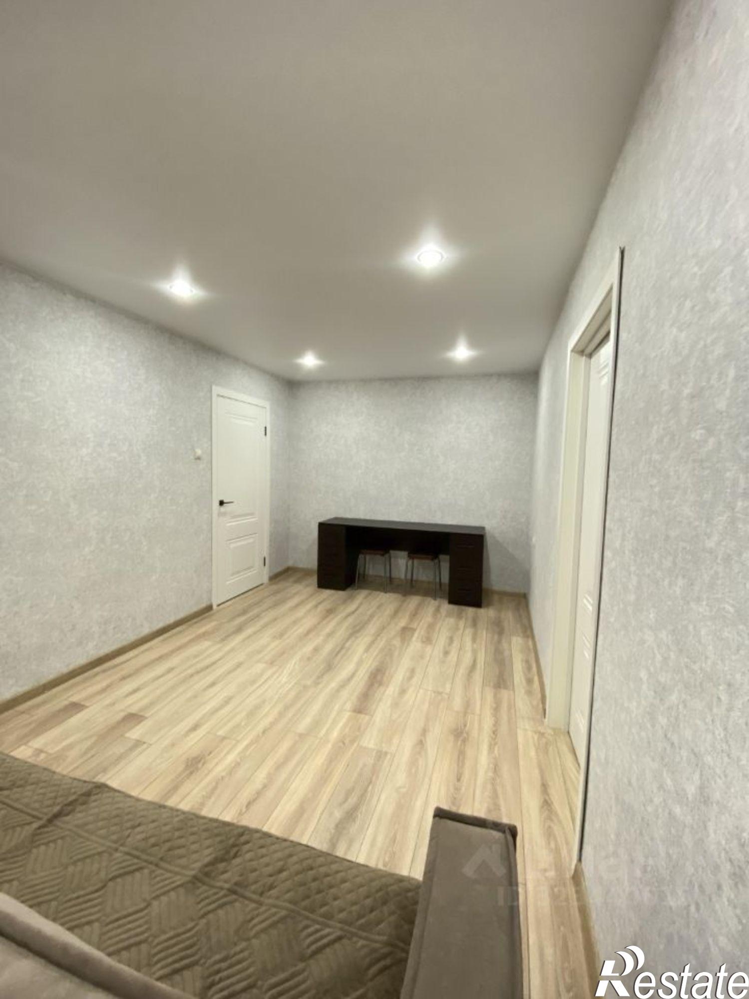 Сдать квартиру за 30 000 рублей на улица Дзержинского, 172