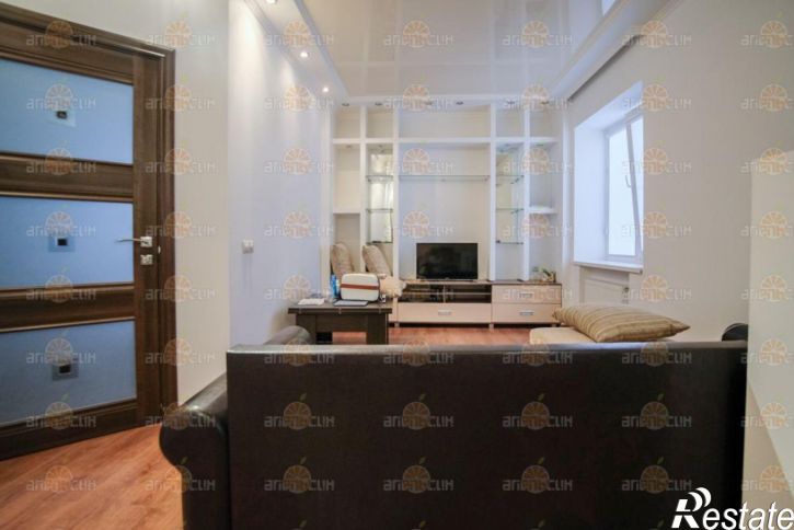 2-комн квартира Лопырина, 121