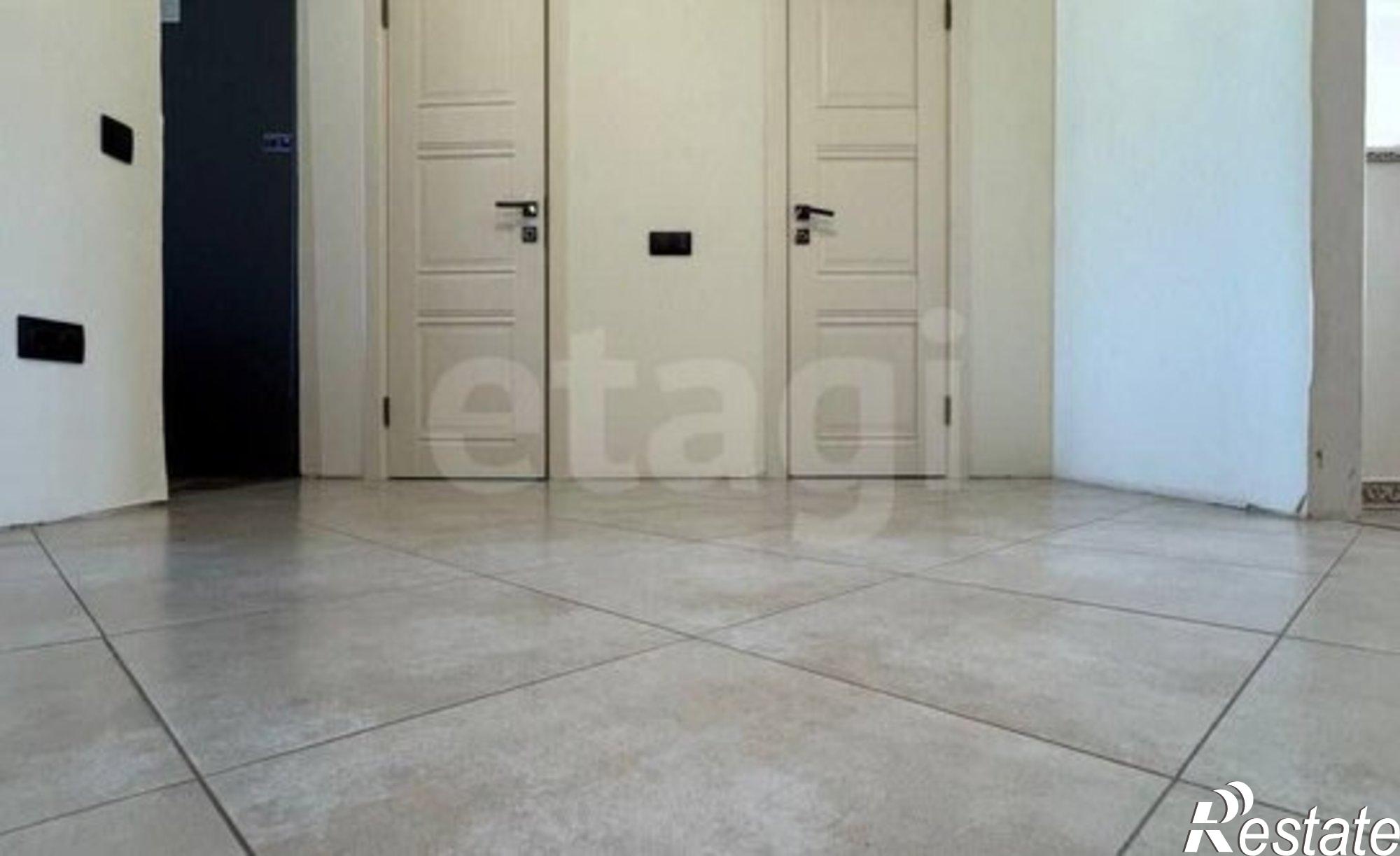 Купить квартиру за 7 600 000 рублей на улица Серова, 470/6