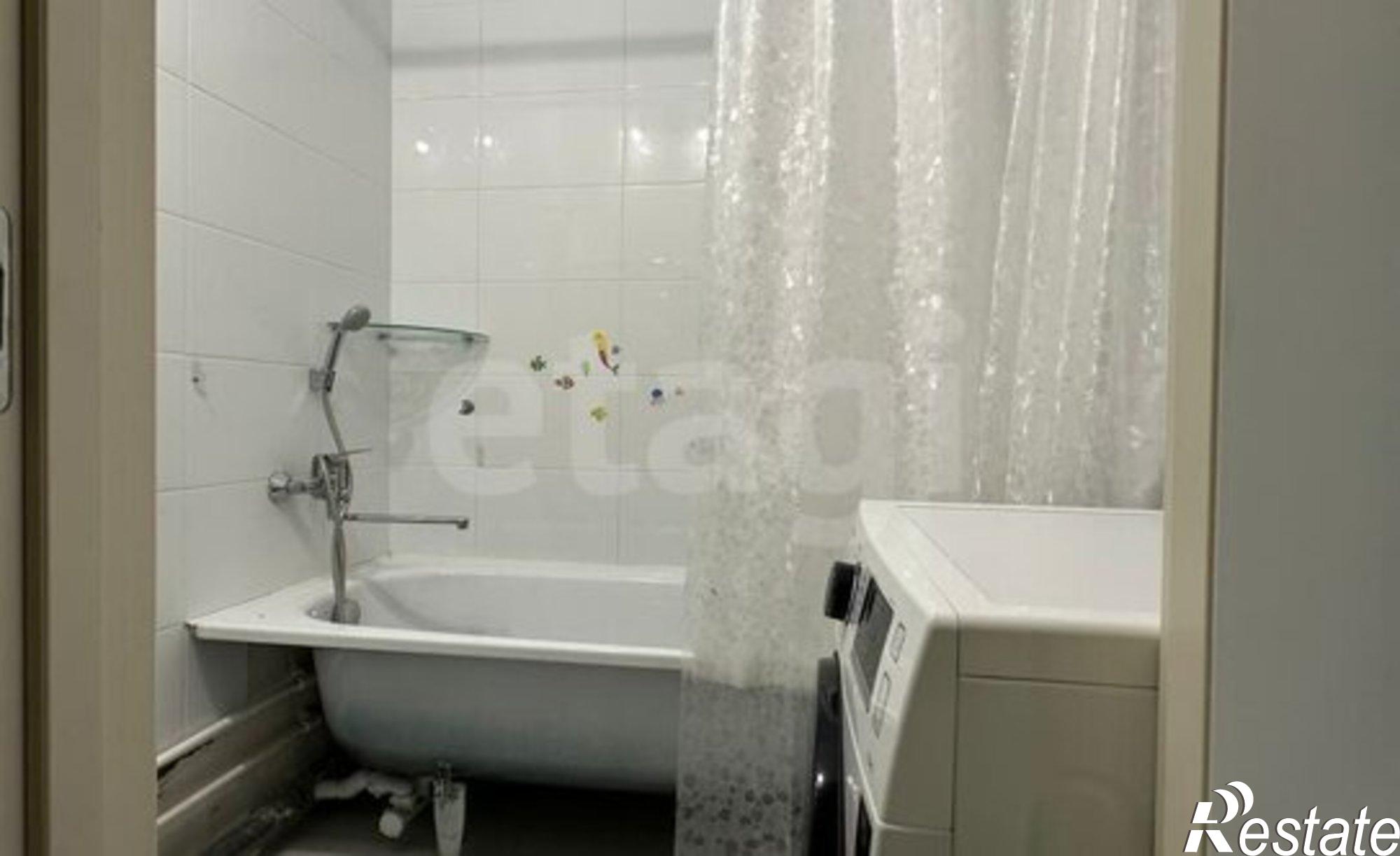 Купить квартиру за 7 600 000 рублей на улица Серова, 470/6