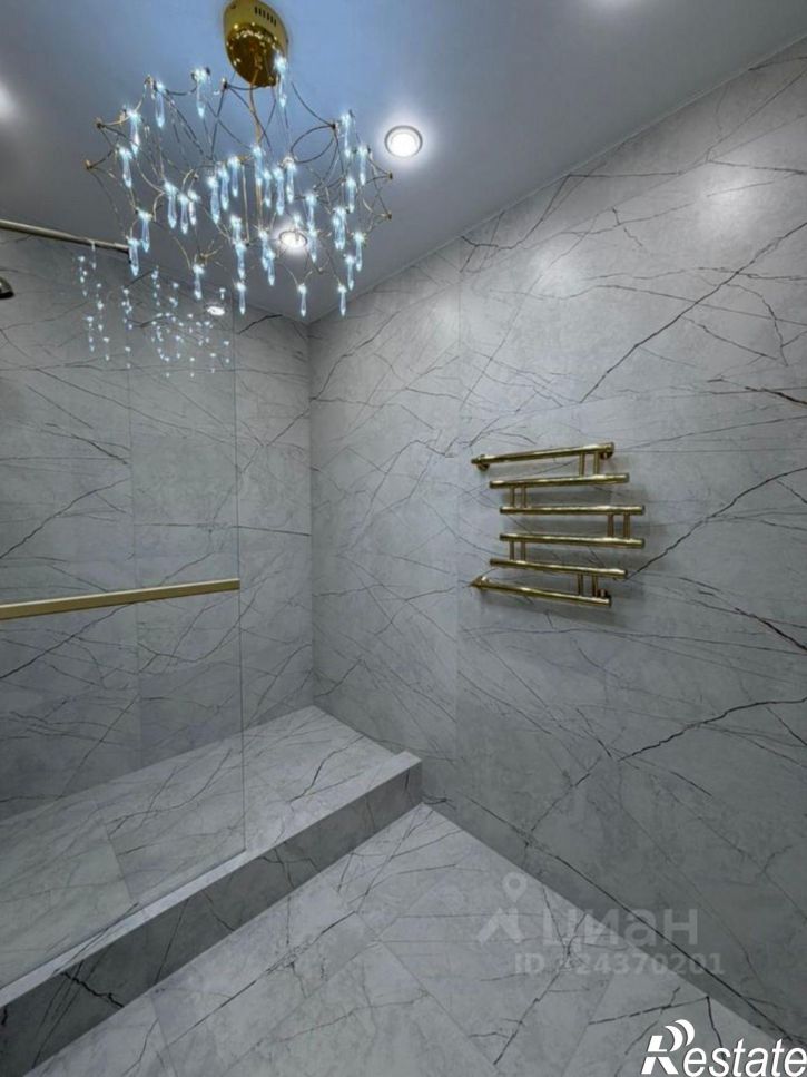 3-комн квартира Российский пр-кт, 15 2,  д. 15 2,  к. 2