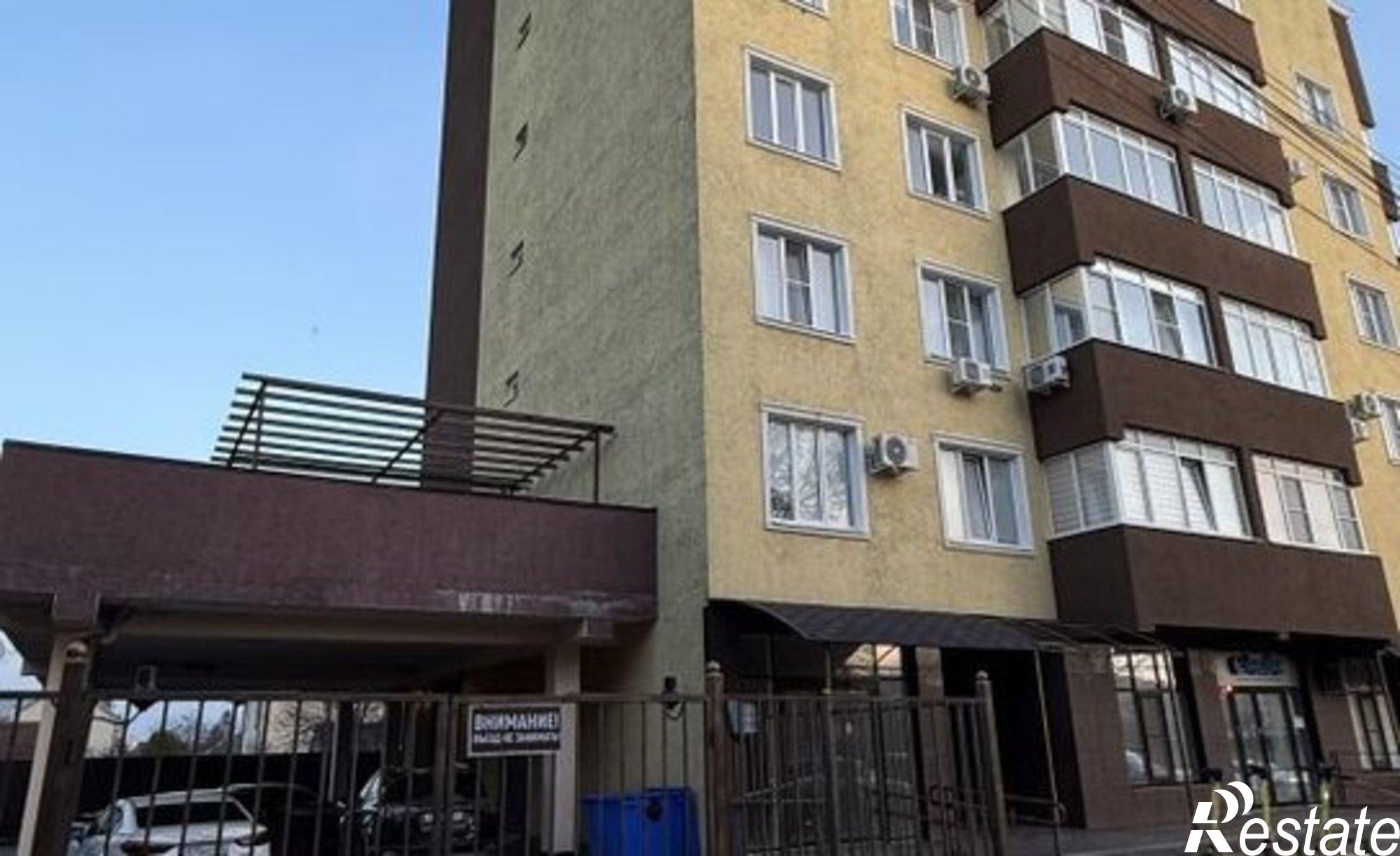 Купить квартиру за 6 000 000 рублей на пер Петрова, 14