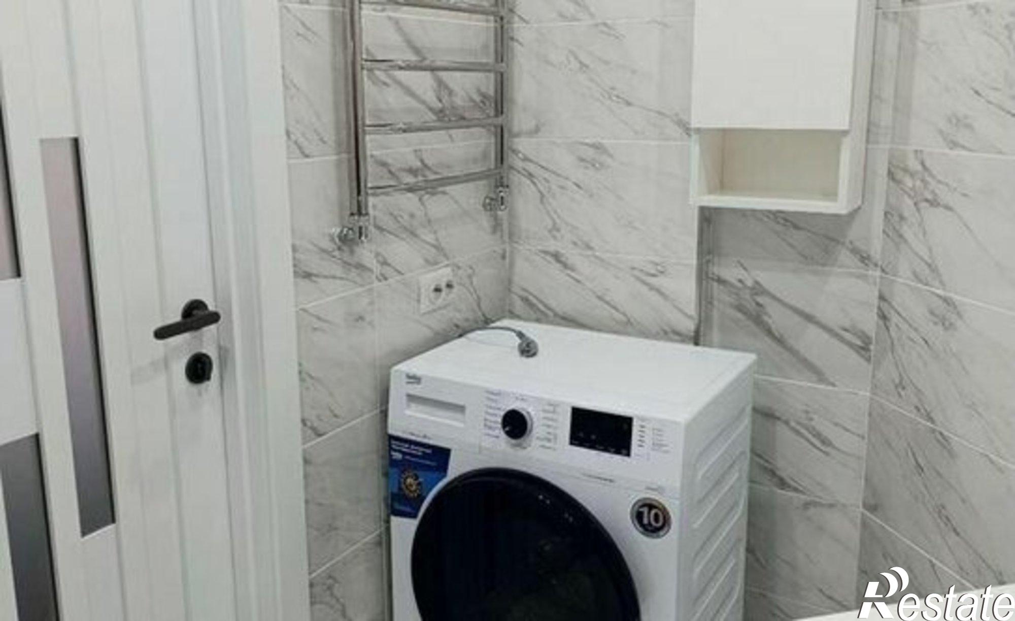 Купить квартиру за 5 450 000 рублей на ул Рогожникова, 19/6