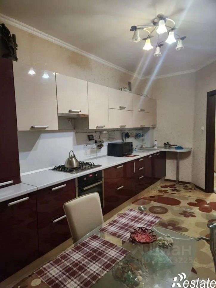 3-комн квартира улица Бруснева, 9Д,  д. 9Д