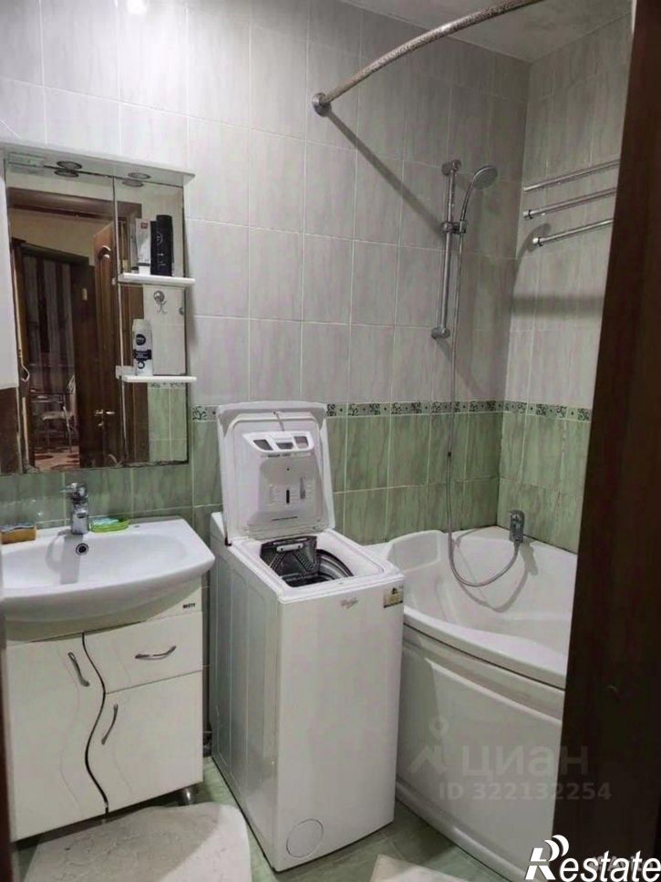 3-комн квартира улица Бруснева, 9Д,  д. 9Д