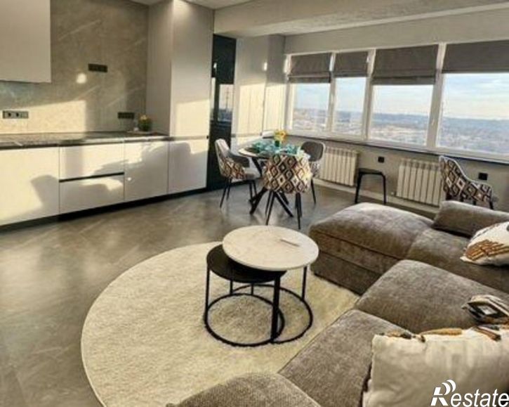 2-комн квартира улица 45-я Параллель, 87,  д. 87