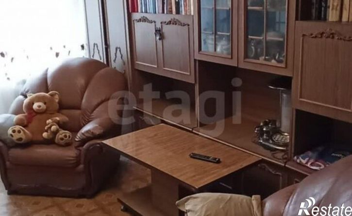 3-комн квартира пр-кт Юности, 8,  д. 8