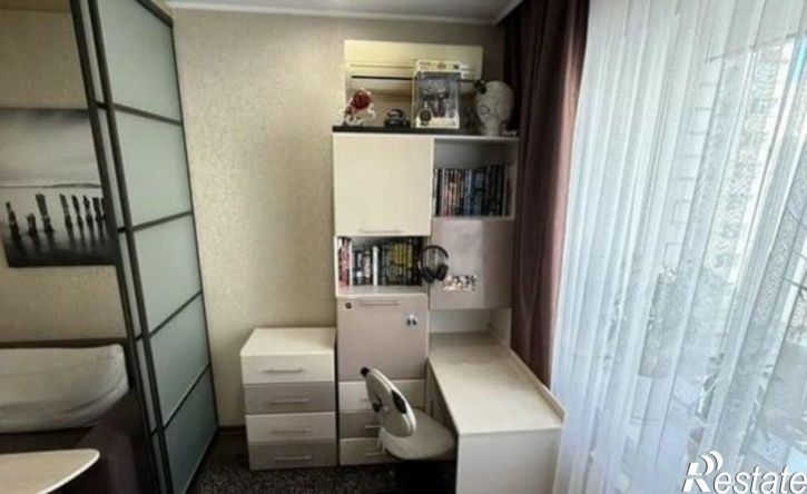 2-комн квартира ул 45 Параллель, 73,  д. 73