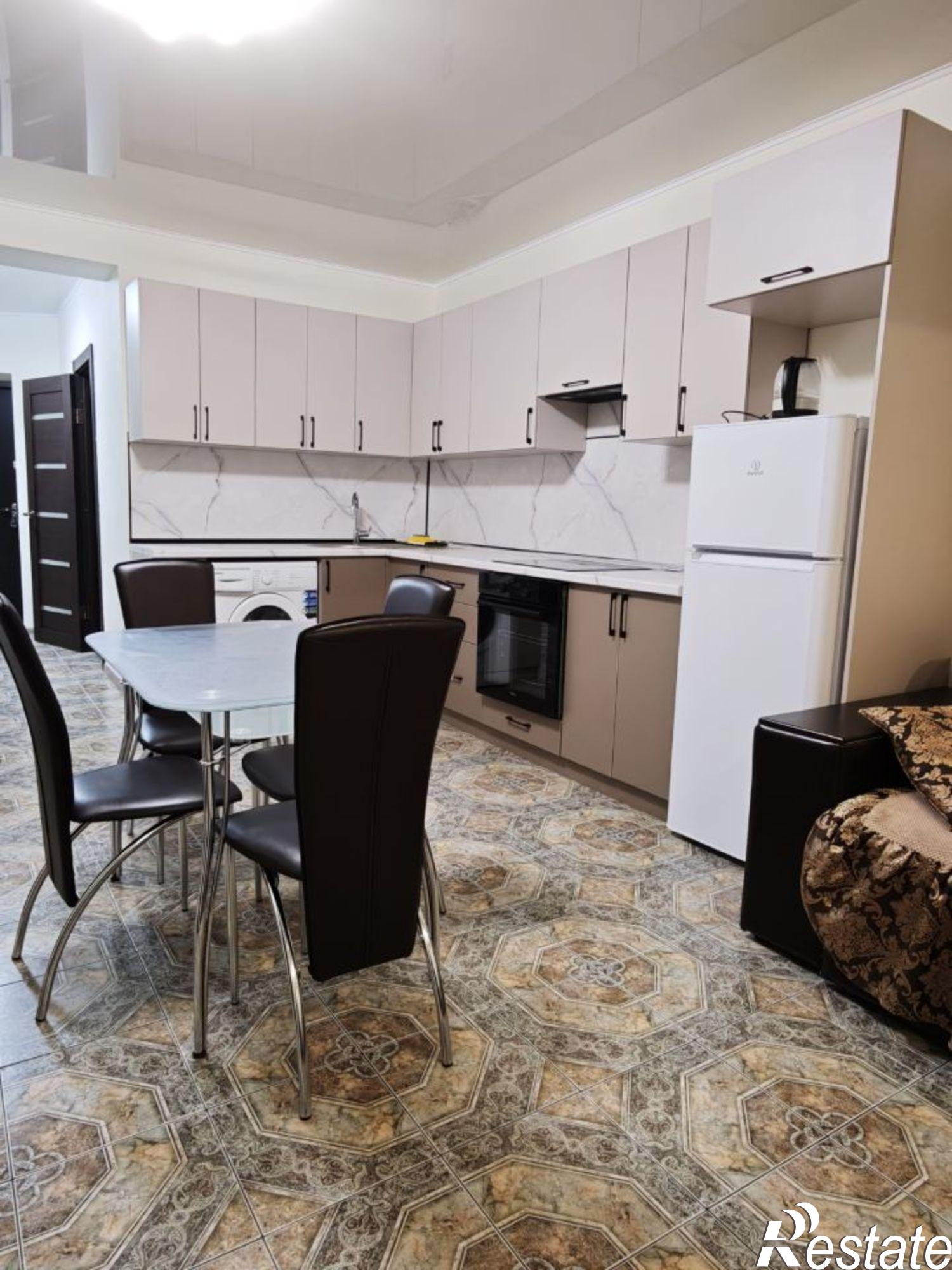 Сдать квартиру за 42 000 рублей на улица Мира, 285