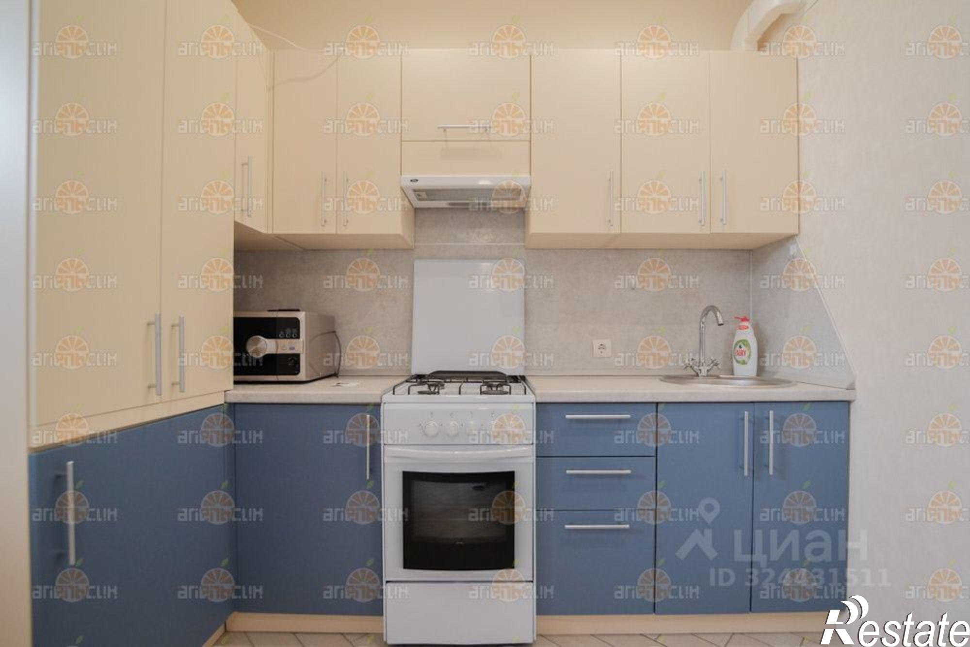 Сдать квартиру за 25 000 рублей на улица Рогожникова, 13