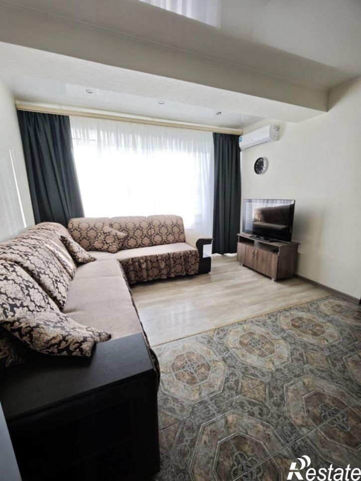 2-комн квартира улица Мира, 285,  д. 285