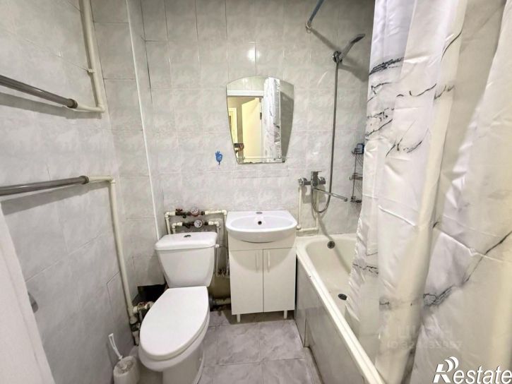 1-комн квартира ул 45 Параллель, 7/2,  д. 7/2