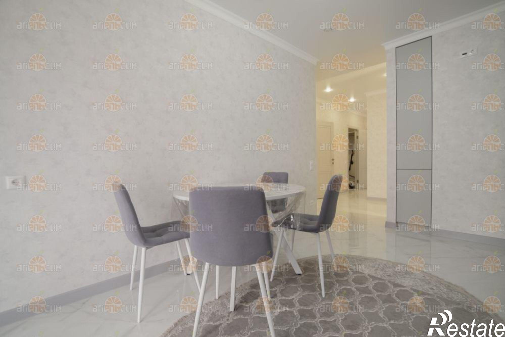 Сдать квартиру за 40 000 рублей на Павла Буравцева, 42