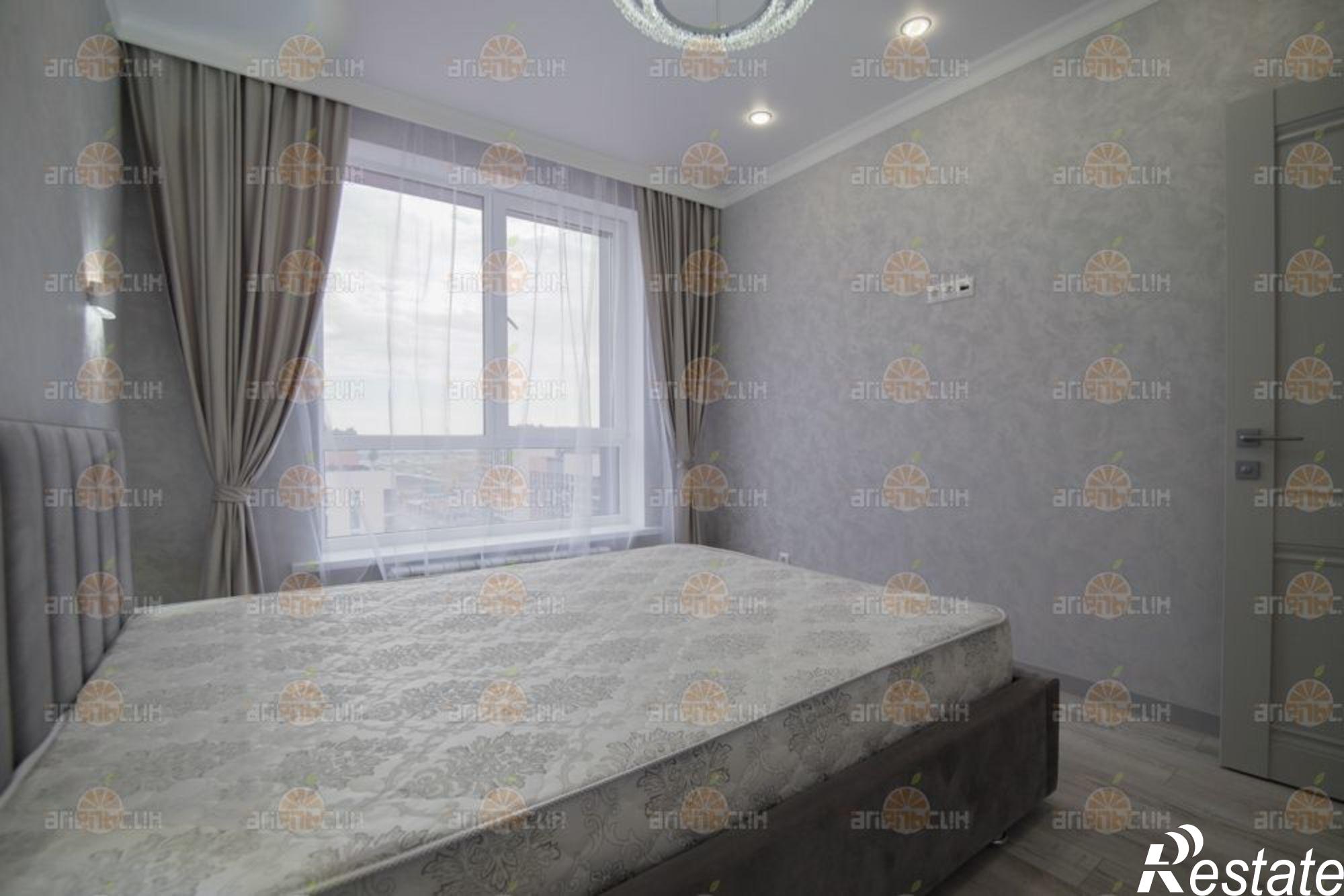 Сдать квартиру за 40 000 рублей на Павла Буравцева, 42