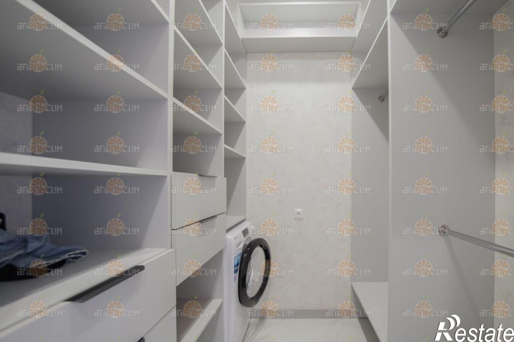 Сдать квартиру за 40 000 рублей на Павла Буравцева, 42