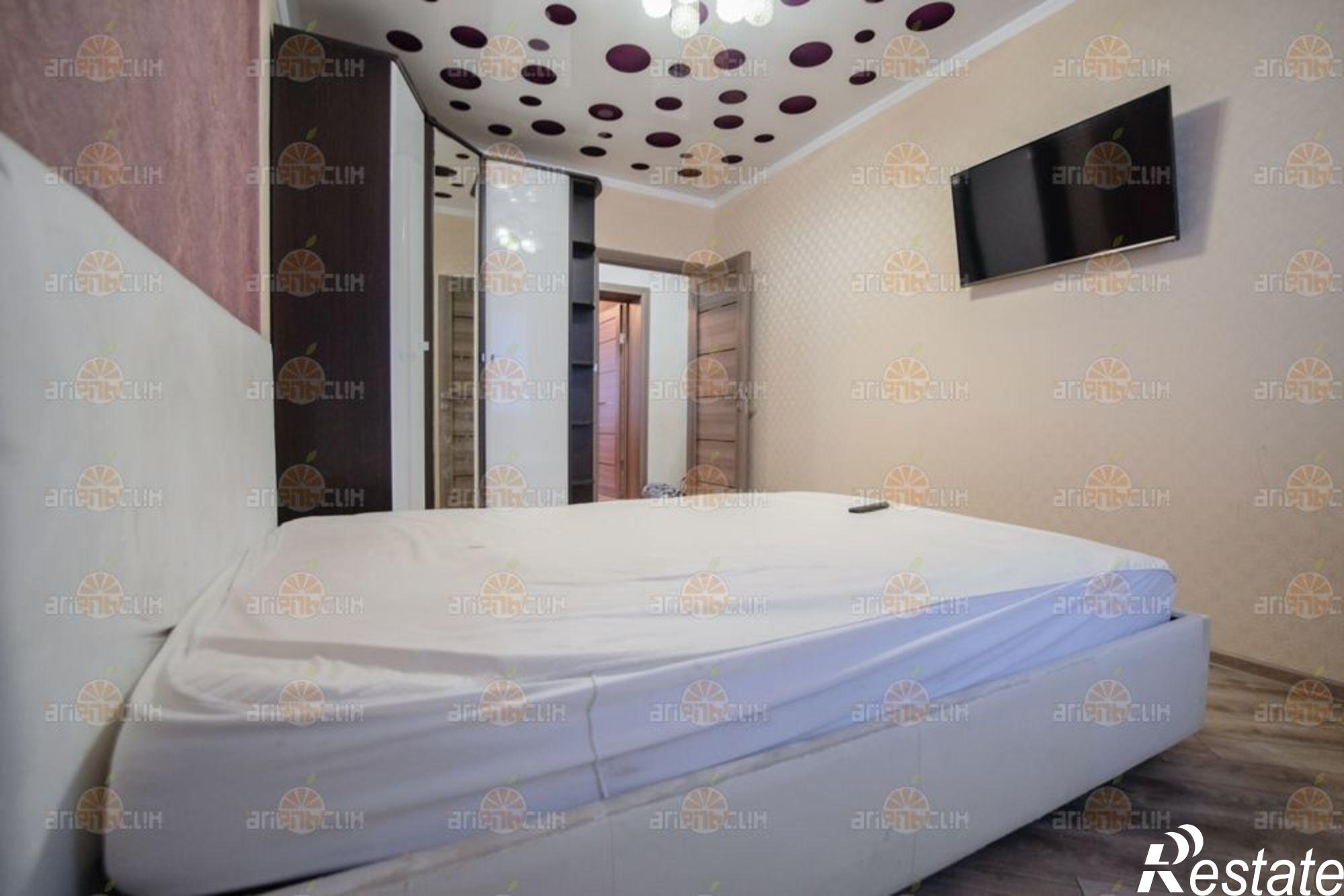 Сдать квартиру за 35 000 рублей на Октябрьская, 192/1