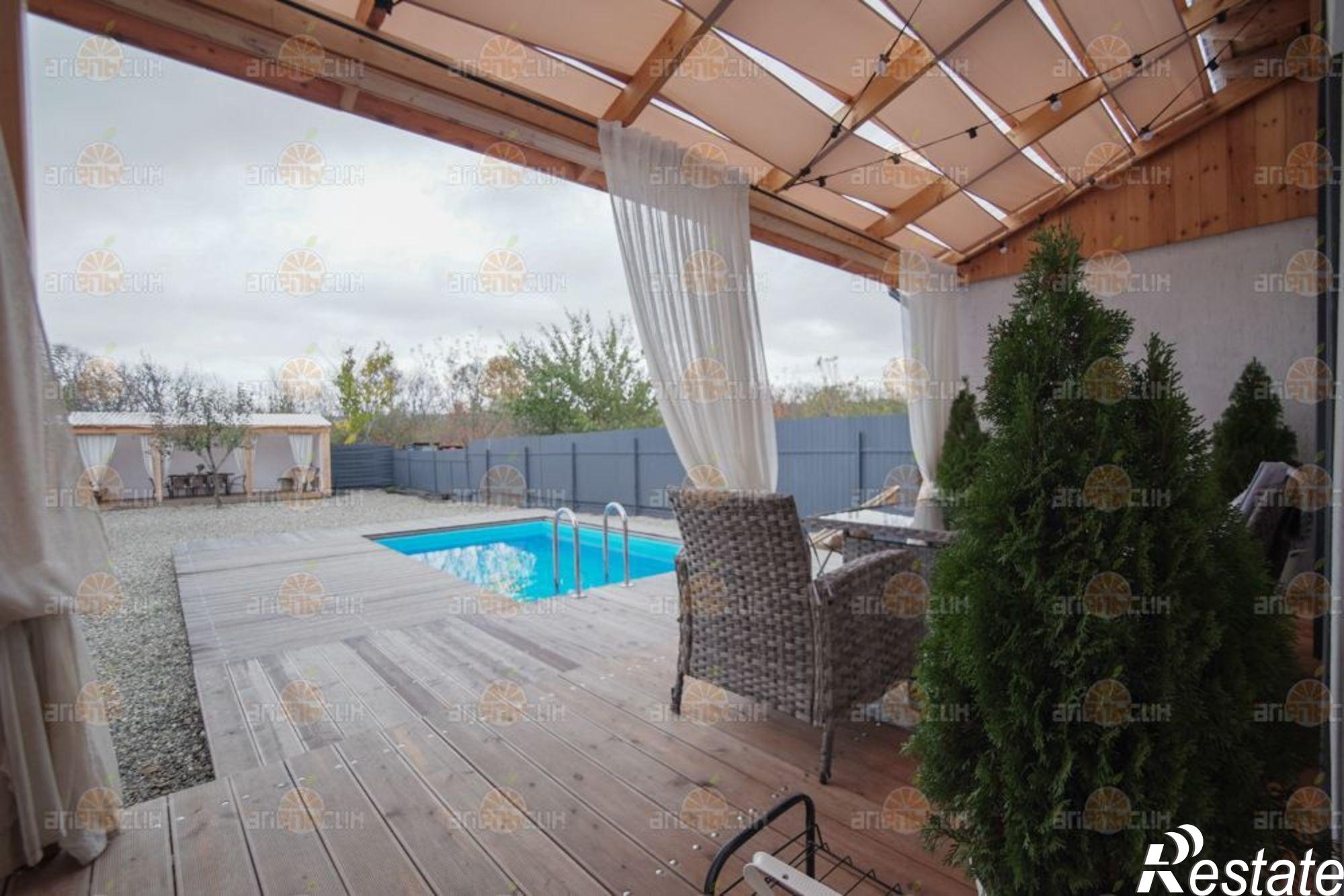 Сдать дачу, дом, коттедж за 50 000 рублей на СНТ Встреча, 366