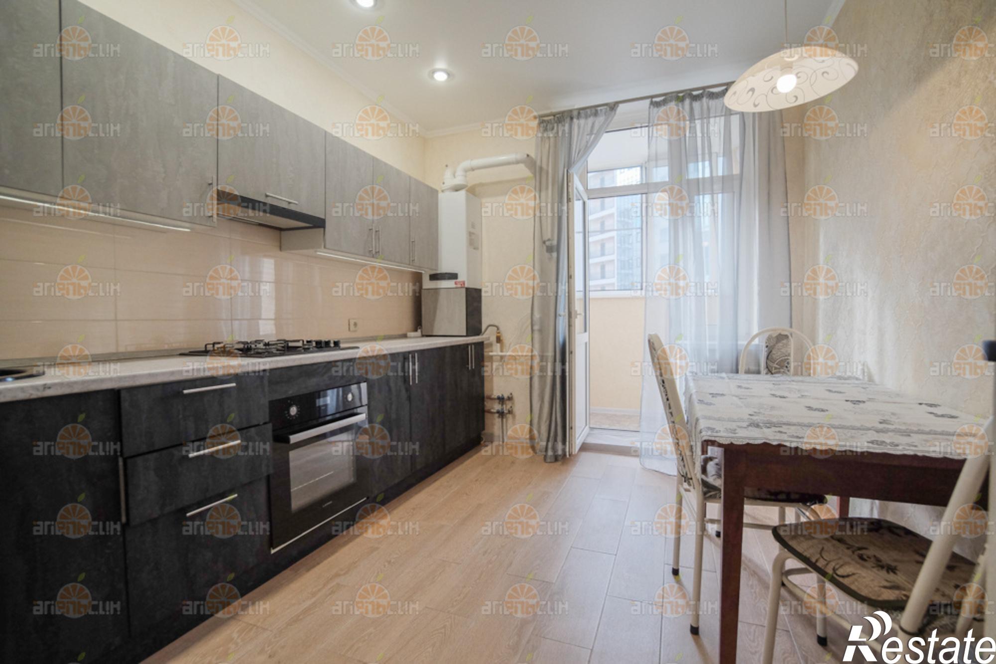 Сдать квартиру за 28 000 рублей на Пирогова, 5а/8