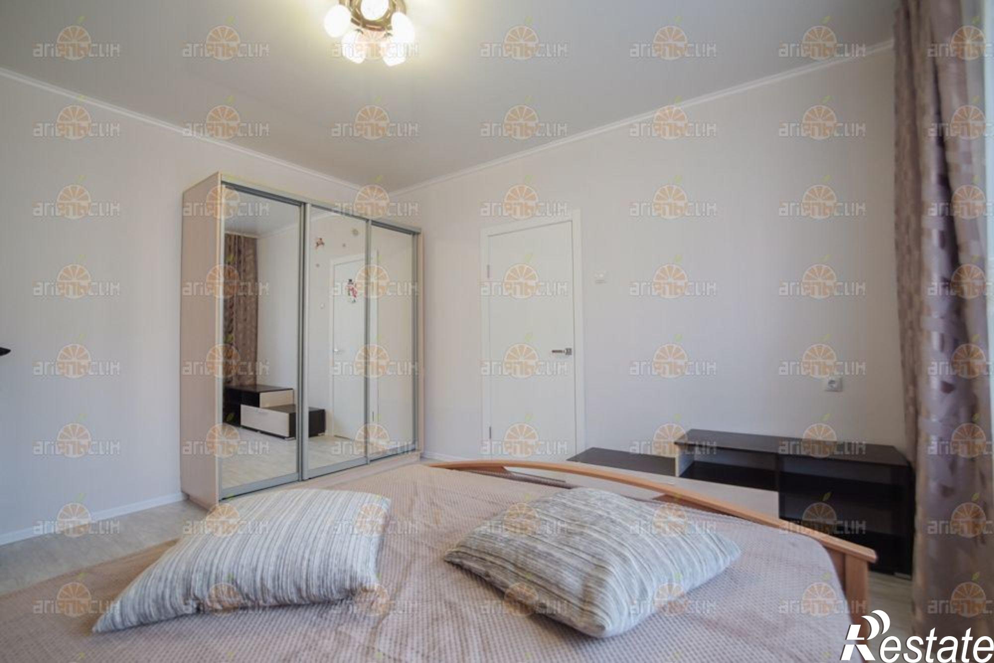 Сдать квартиру за 22 000 рублей на 45 параллель, 75