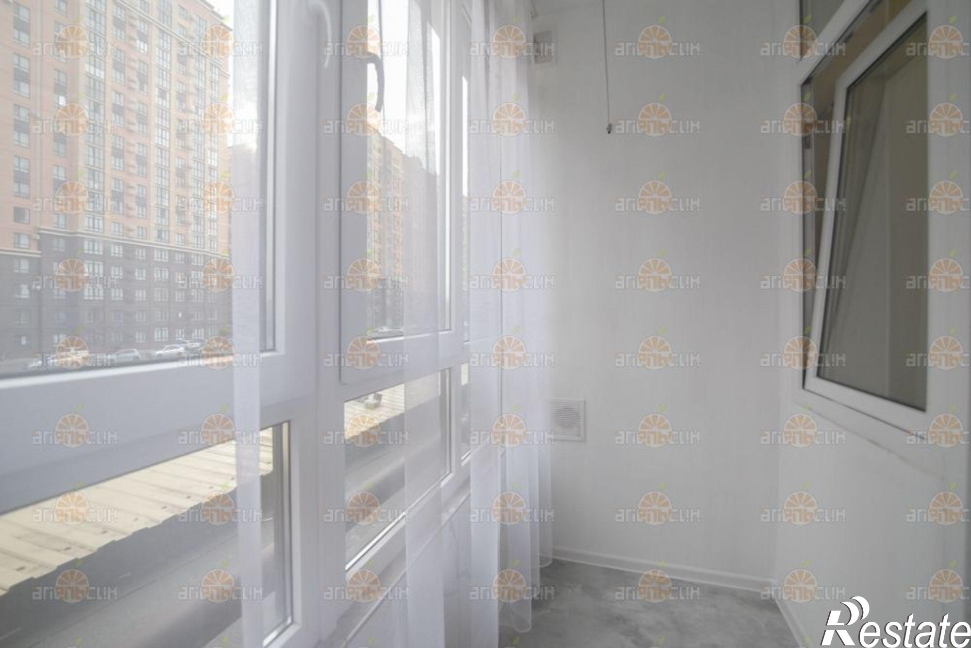 Сдать квартиру за 28 000 рублей на Матрены Наздрачевой, 5/1