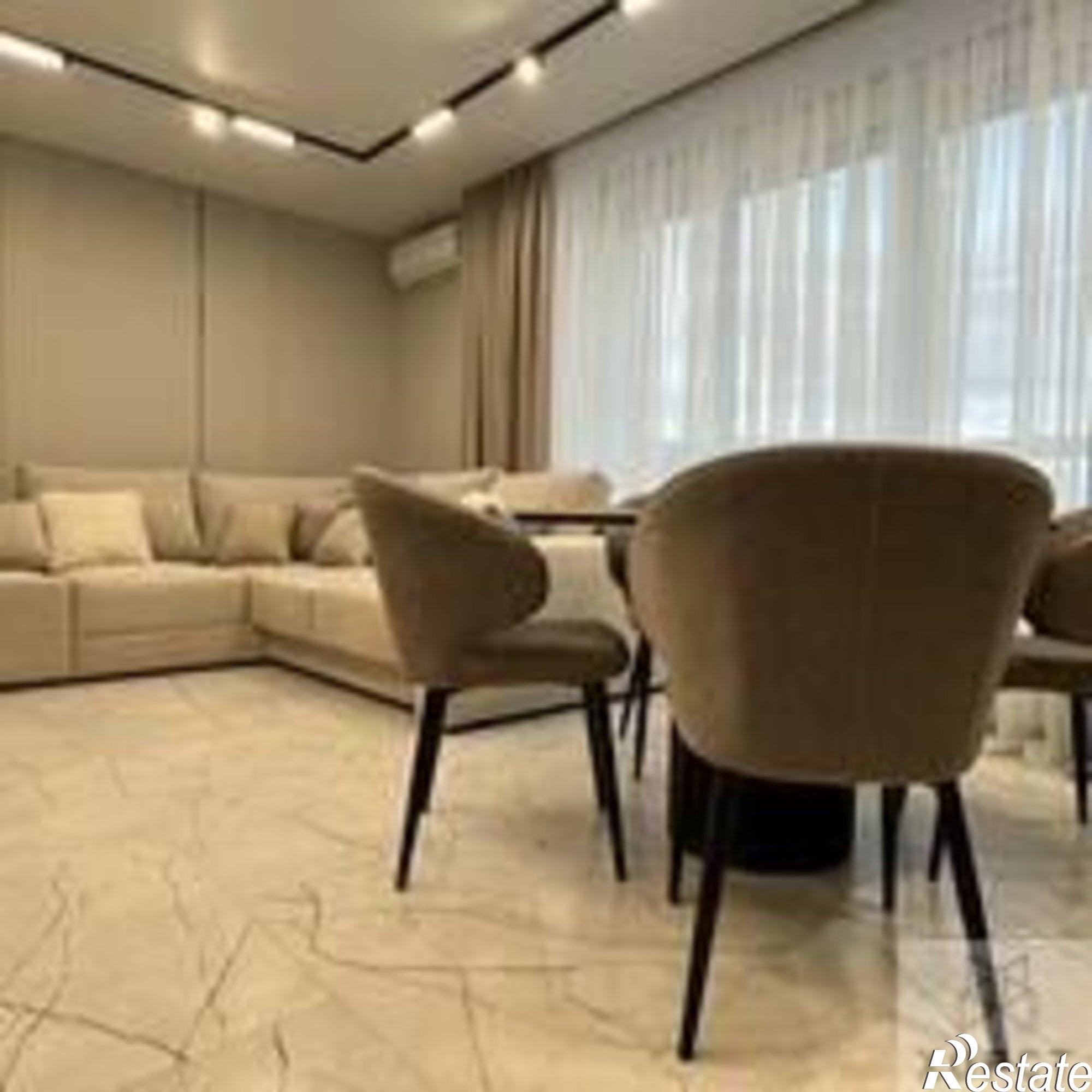 Купить квартиру за 15 500 000 рублей на ул Василия Копцова, 1