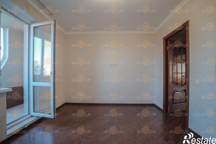 3-комн квартира Макарова, 12/1