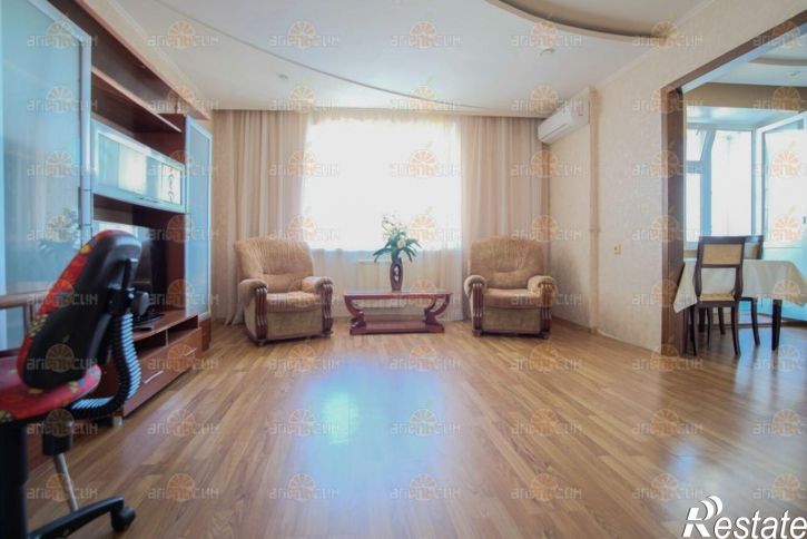 3-комн квартира Пирогова, 15