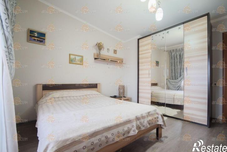 2-комн квартира Мира, 212