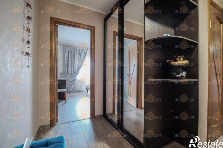 2-комн квартира Мира, 212