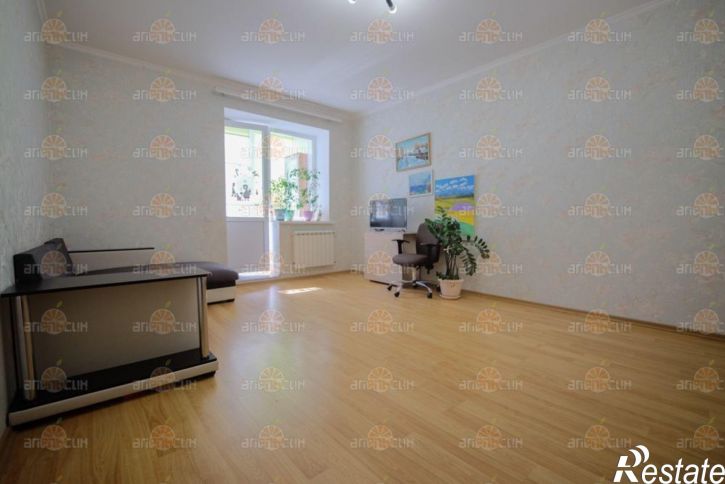 2-комн квартира Мира, 212