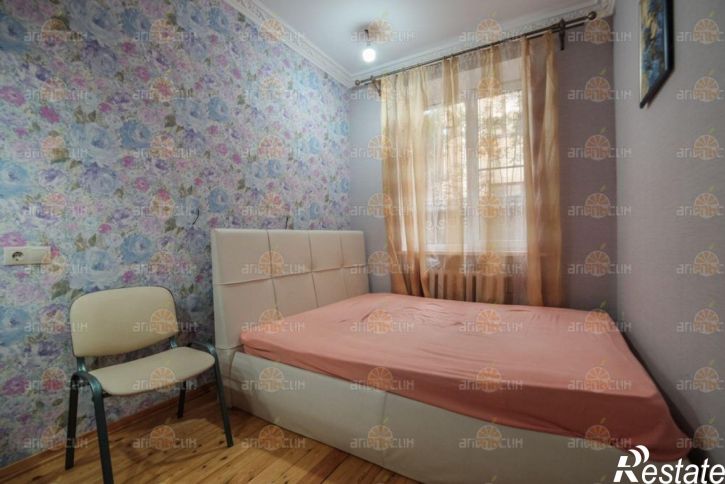 3-комн квартира Братский, 3