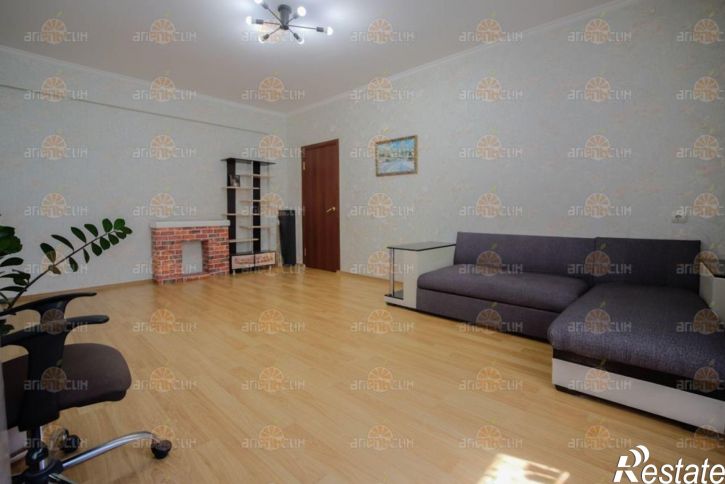 2-комн квартира Мира, 212